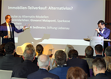 Giovanni Malaponti (rechts) war auf Einladung des NRW-Ministeriums für Landwirtschaft und Verbraucherschutz in Düsseldorf, hier mit dem Moderator der Veranstaltung, Professor Dr. Christian Thorun.