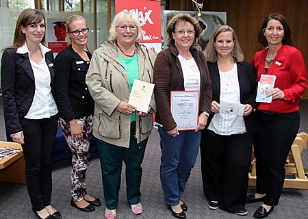 Siegerehrung beim Schätzspiel der Sparkasse in Kapellen