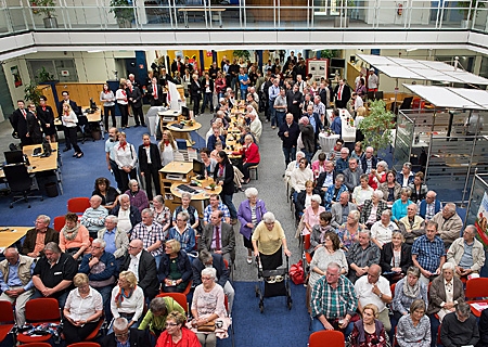 Über 200 Gäste erwartet die Sparkasse auch diesmal zum Ehrenamtsforum. Hier ein Bild vom vorigen Jahr.