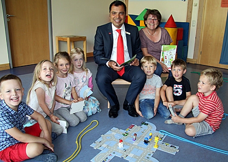 Sicher im Strassenverkehr Kindergarten Kapellen0816 oben