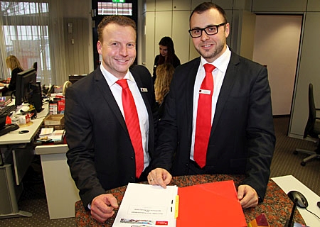 Roman Schönwald (links) und Thomas Tietmann leiten die Geschäftsstelle in Schwafheim 