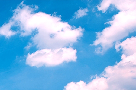 Anlagemarkt Himmel mit Wolken 0718