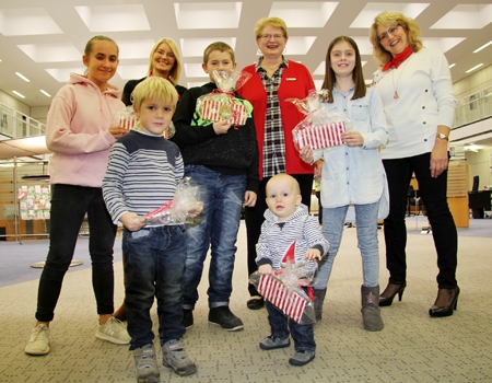 Gewinner Kinder Weltspartagsraetsel Poststraße 1118 oben