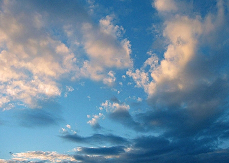 Anlagemarkt Wolkenhimmel 0719 Oben