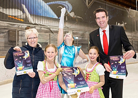 Freuen sich auf das Eismärchen des GSC (v.l.n.r.) GSC-Vizepräsidentin Silke Uerschels, Fiona, Lena, Lana und Stefan Ertelt von der Sparkasse am Niederrhein. 