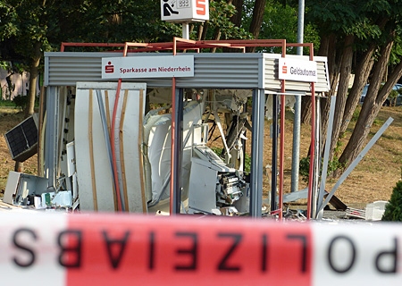 Geldautomat auf dem Aldi-Parkplatz gesprengt
