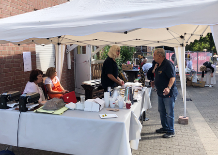 Das große Sommerfest der Tafel Neukirchen-Vluyn findet am Sonntag, 13. August, ab 11 Uhr statt. Hier ein Foto vom vorigen Jahr.