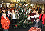 Wunschbaum in der Meerbecker Sparkasse